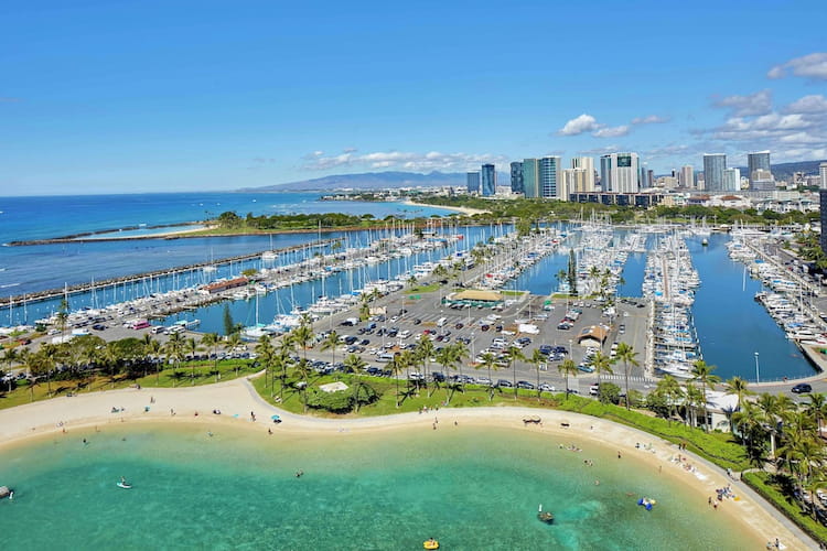 Hilton Hawaiian Village Waikiki Beach Resort