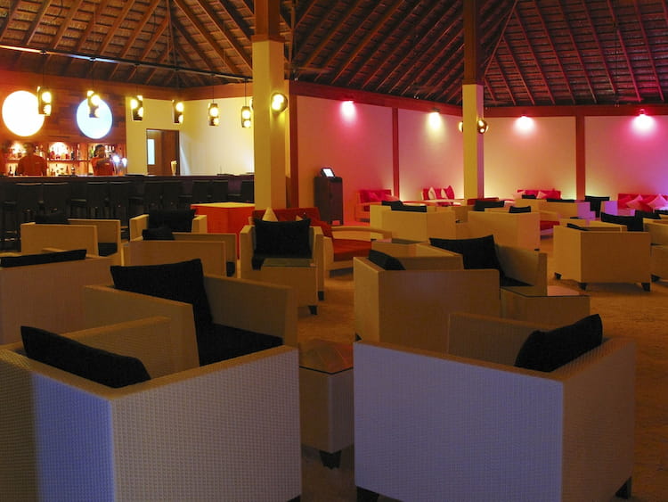 Vilamendhoo Island Resort & Spa