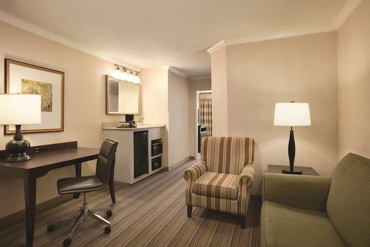 Country Inn & Suites by Radisson, Atlanta Airport North, GA