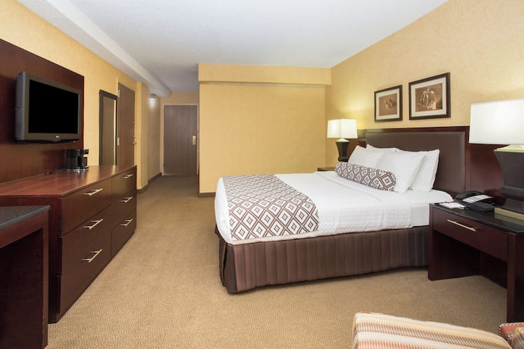 Crowne Plaza Denver International Airport, an IHG Hotel