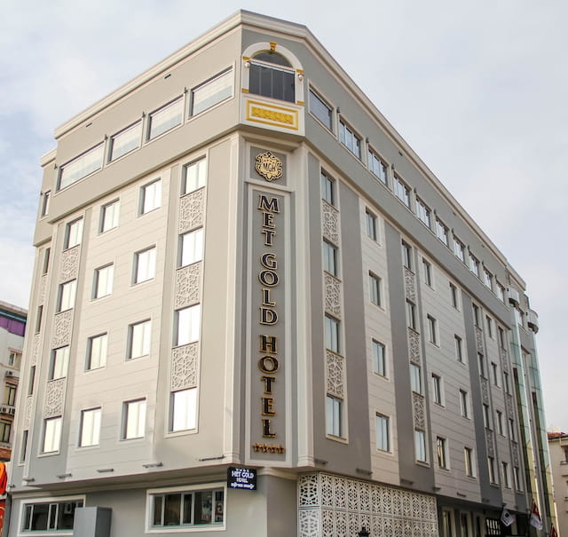 Met Gold Hotel