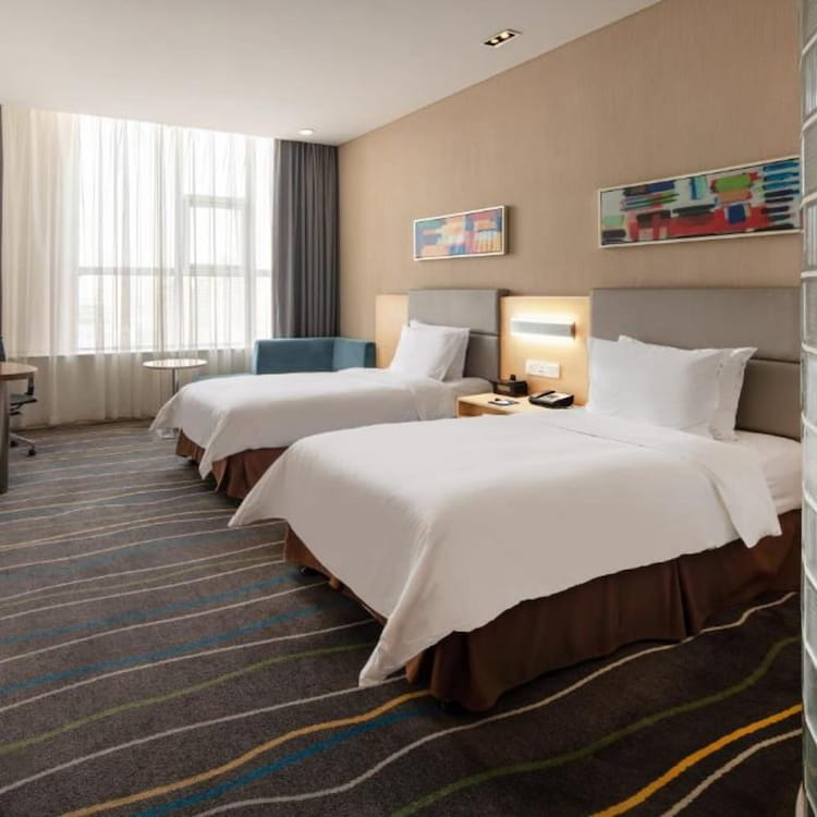 Holiday Inn Express Luoyang City Center, an IHG Hotel