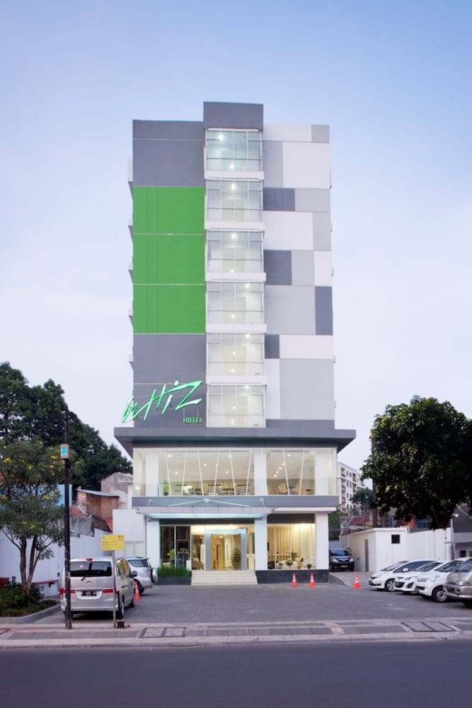 Whiz Hotel Cikini Jakarta