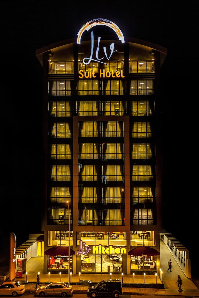 Liv Suit Hotel