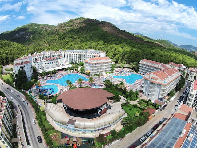 Green Nature Resort & Spa