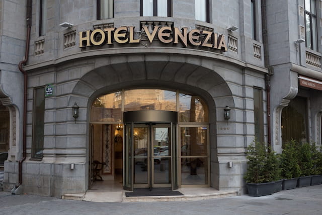 Hotel Venezia by ZEUS International