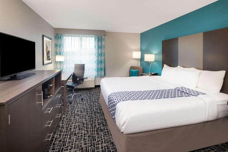 La Quinta Inn & Suites by Wyndham Atlanta Airport North