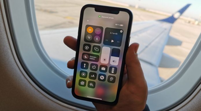 استفاده از موبایل در طول پرواز | خداحافظی با Airplane Mode!