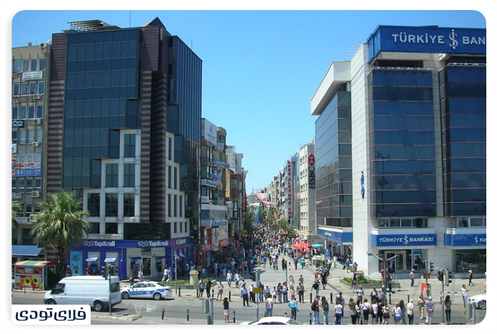 بازار و خیابان کارشی یاکا، Karsiyaka shopping street