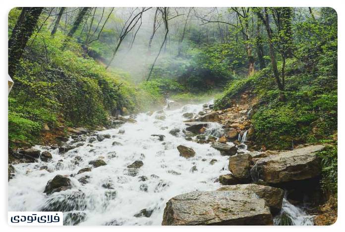 آبشار آب پری کجاست