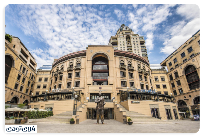 میدان نلسون ماندلا (nelson mandela square) از جاهای دیدنی آفریقای جنوبی